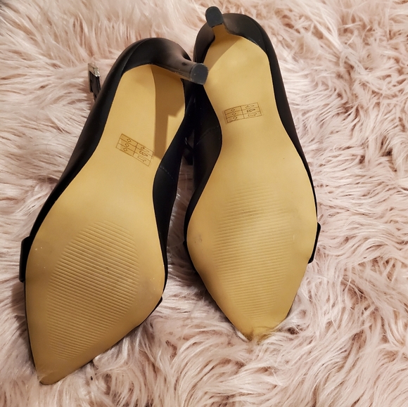 New black leather pointed heels - Picture 4 of 4